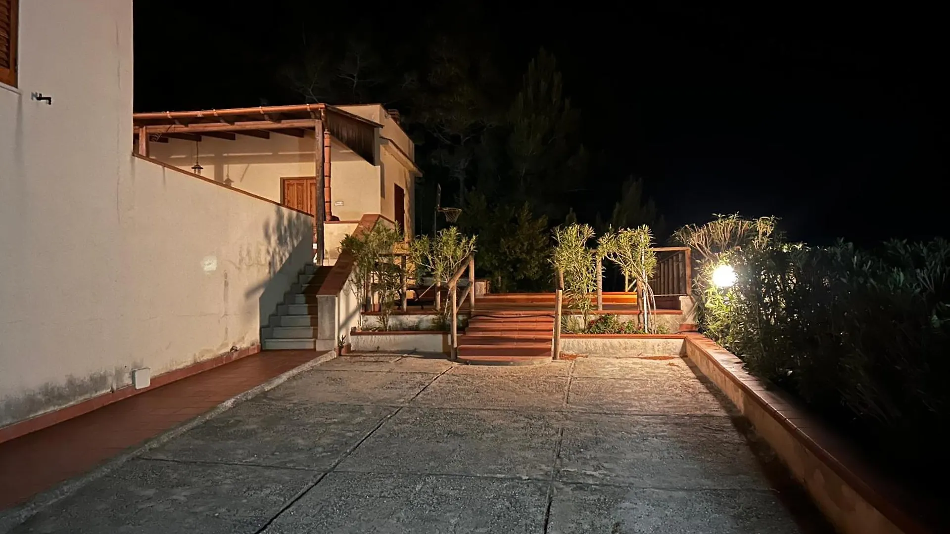 Апартаменты La Pineta Al Mare Эриче
